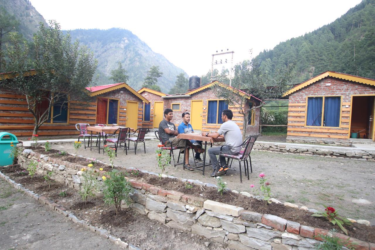 Brick And Wood Cottages Kulu Exterior foto
